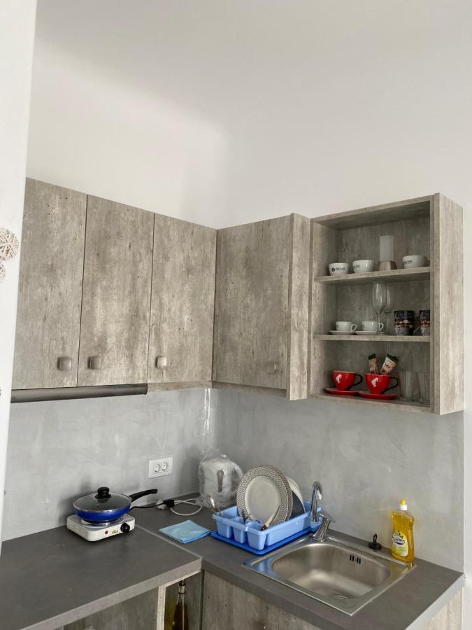 PetrAn Apartment Fira  Bagian luar foto