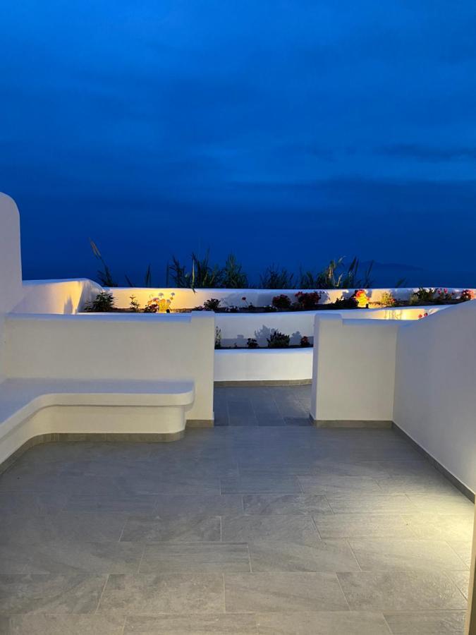 PetrAn Apartment Fira  Bagian luar foto