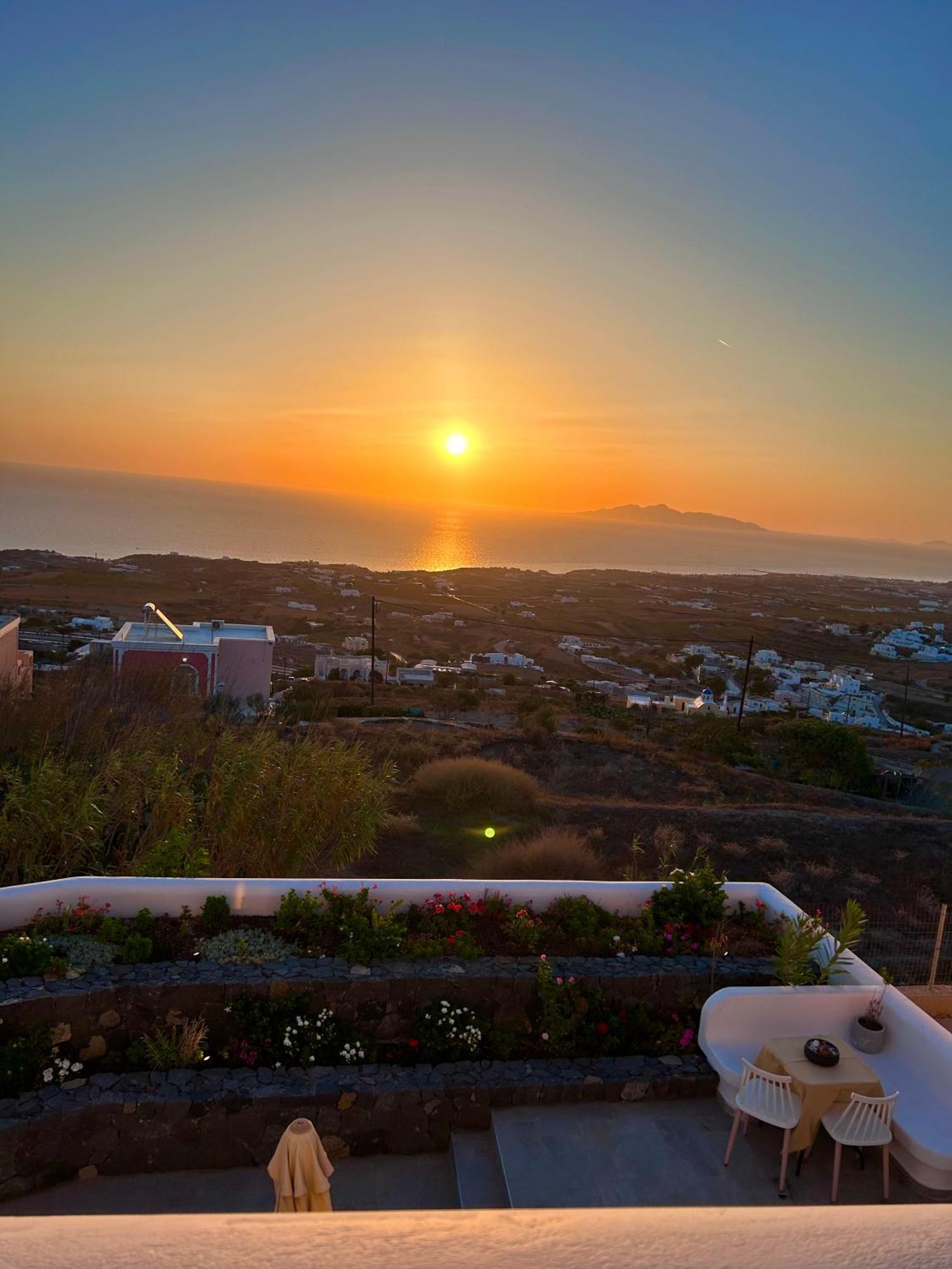 PetrAn Apartment Fira  Bagian luar foto