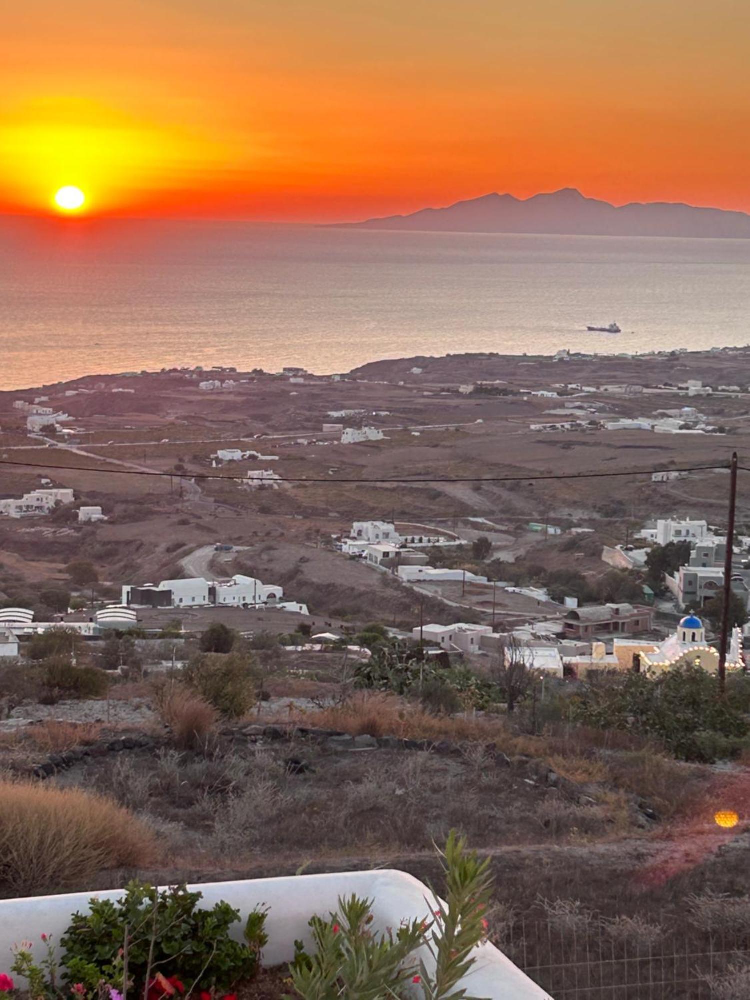 PetrAn Apartment Fira  Bagian luar foto
