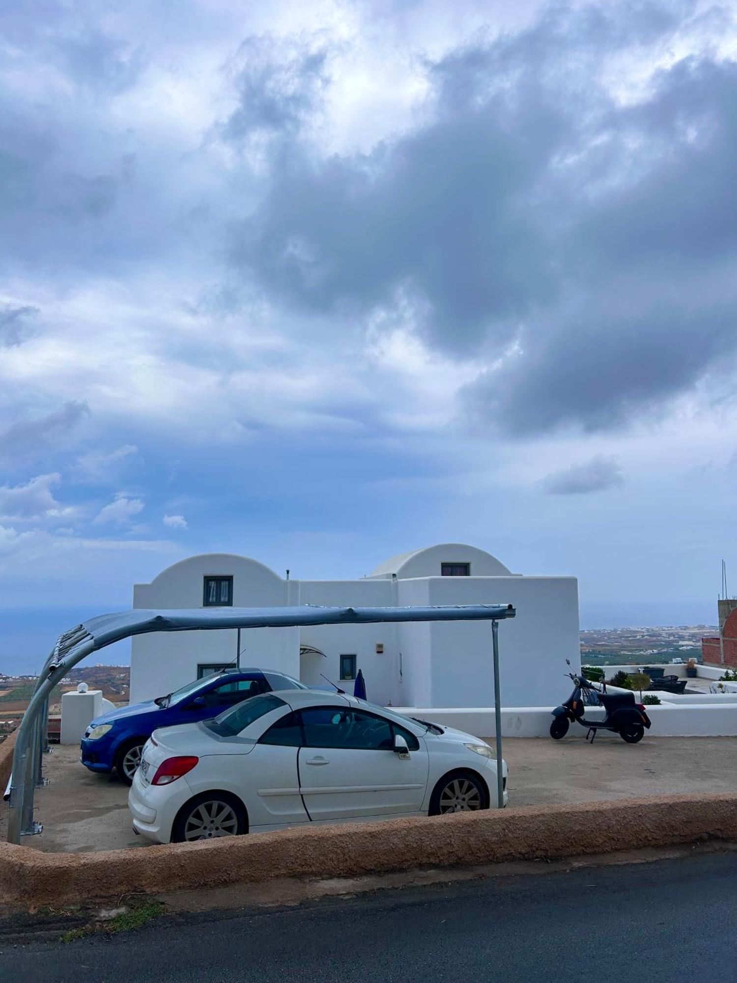 PetrAn Apartment Fira  Bagian luar foto