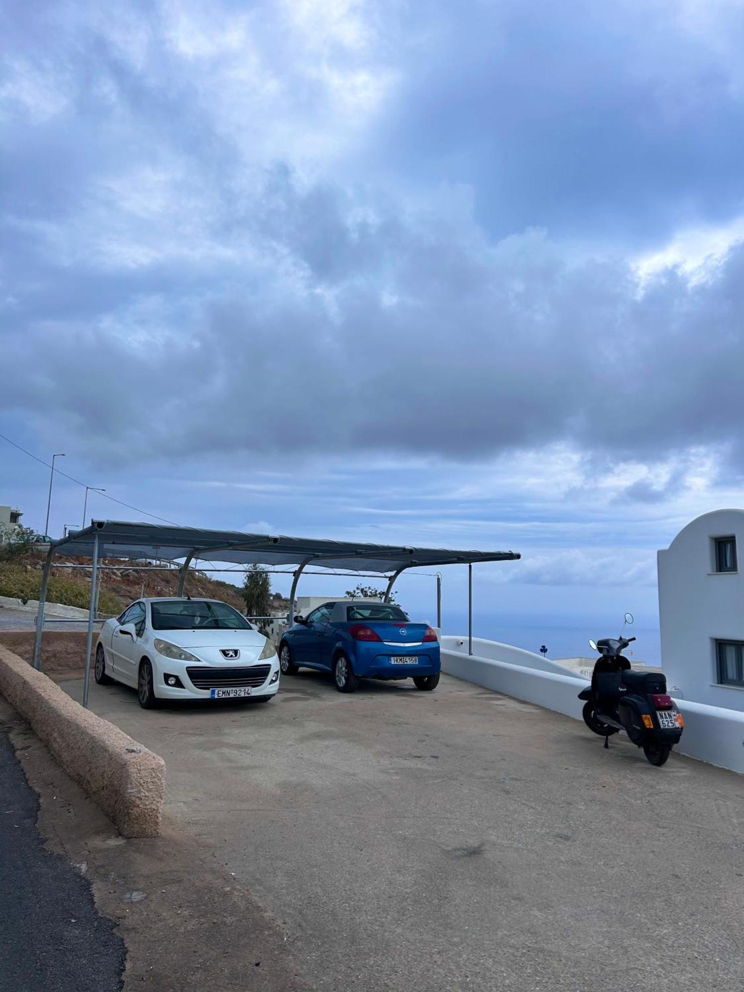 PetrAn Apartment Fira  Bagian luar foto